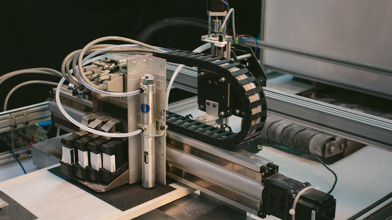 Impossible Projects Makes 3D Printer for Ready to Use Automotive Components