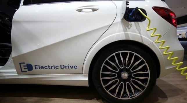 UK Researchers Develop Battery that May Boost EV Range