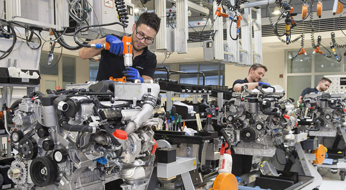 Daimler to Expand Production of V12 Biturbo Engines in Germany