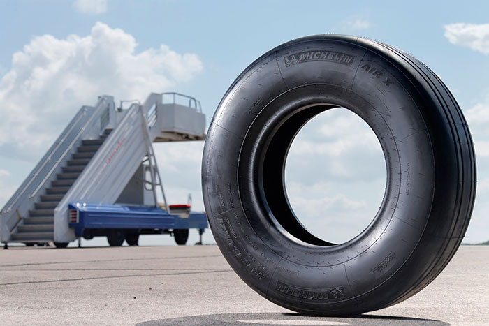 Boeing 777 Planes to Fly with Michelin NZG Radial Technology Tires