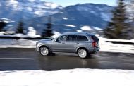 Pilot Assist II to Come as Standard in 2017 Volvo XC90