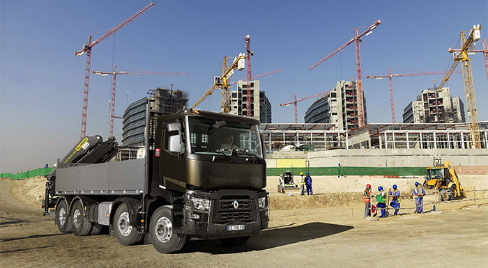 Renault Trucks Strenghtens Range of Products and Services in the Middle East