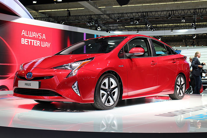 Toyota Selects Yokohama Tires for New Prius