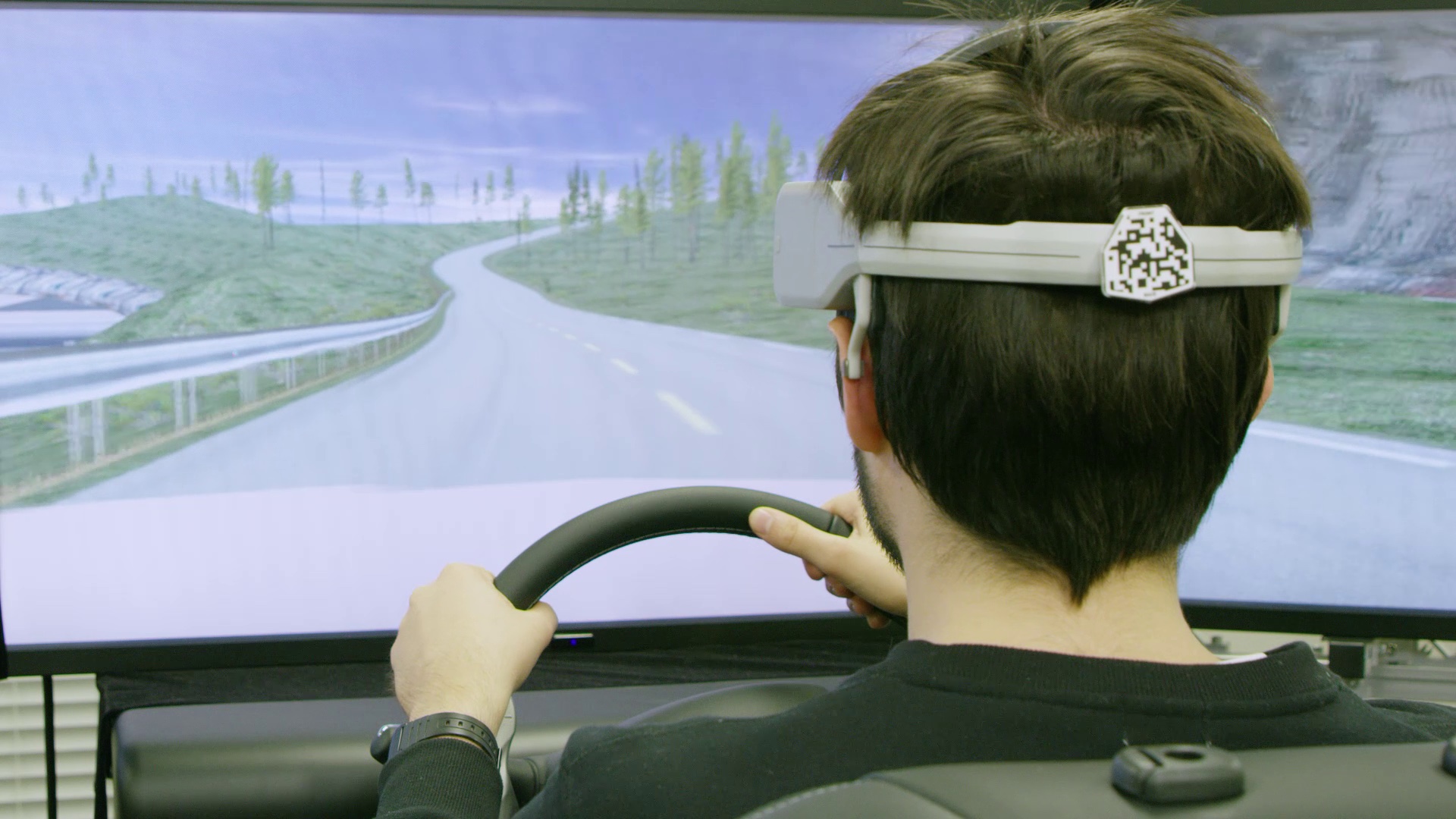 Nissan Brain-to-Vehicle Technology Allows Vehicle to Learn from the Driver