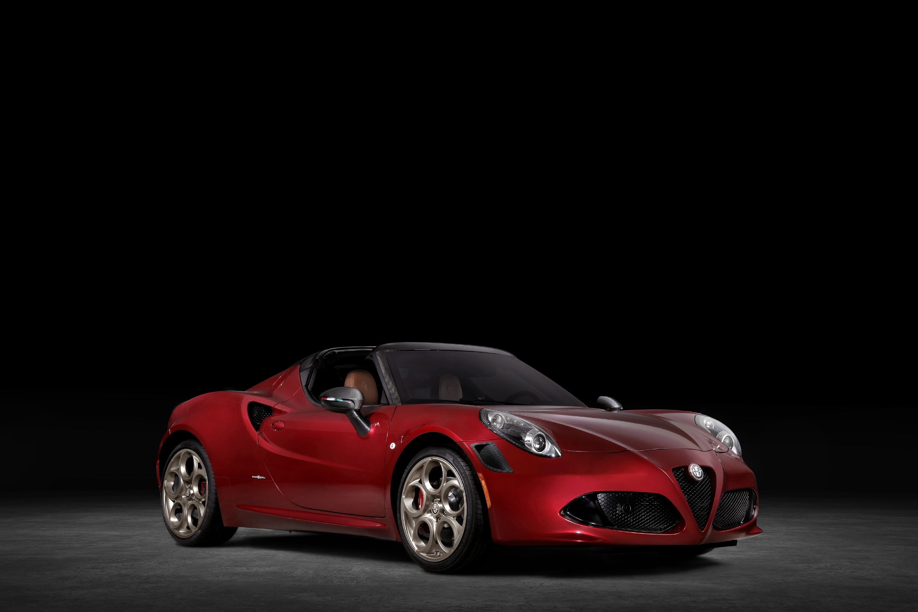 Alfa Romeo Announces 4C Spider 33 Stradale Tributo Homage to a Legend