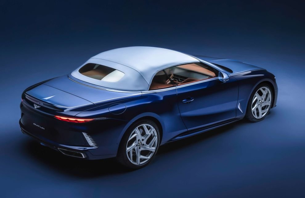 THE ART OF CURATION: ‘THE POWER OF FOUR’