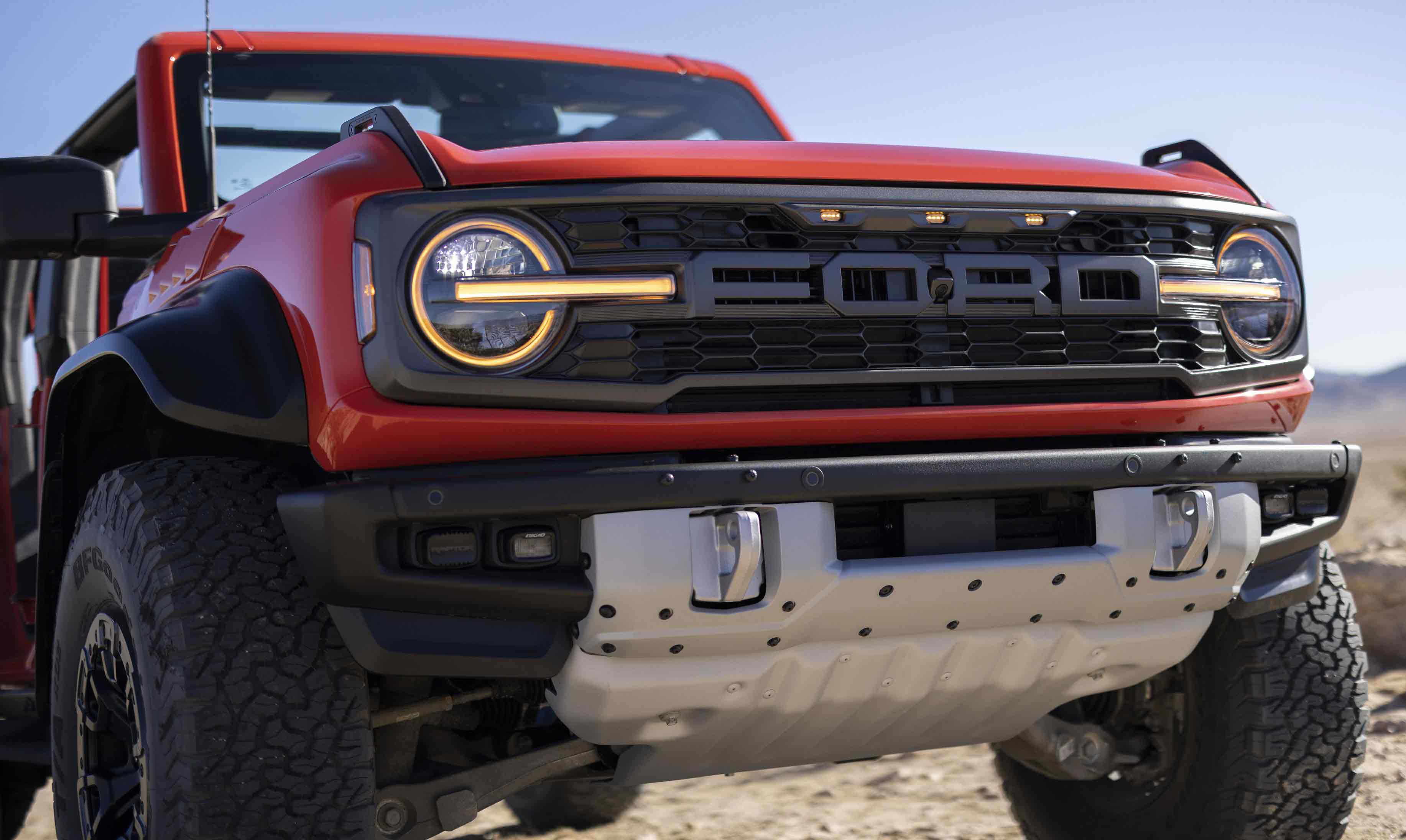 Rock-Crawling 2022 Ford Bronco Raptor  Debuts as Most Powerful Street-Legal Bronco Ever is Coming to the Middle East