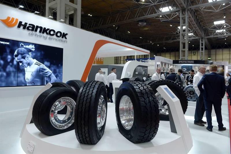 Hankook Reveals Plans to Launch New Range of Laufenn Truck Tires at CV Show