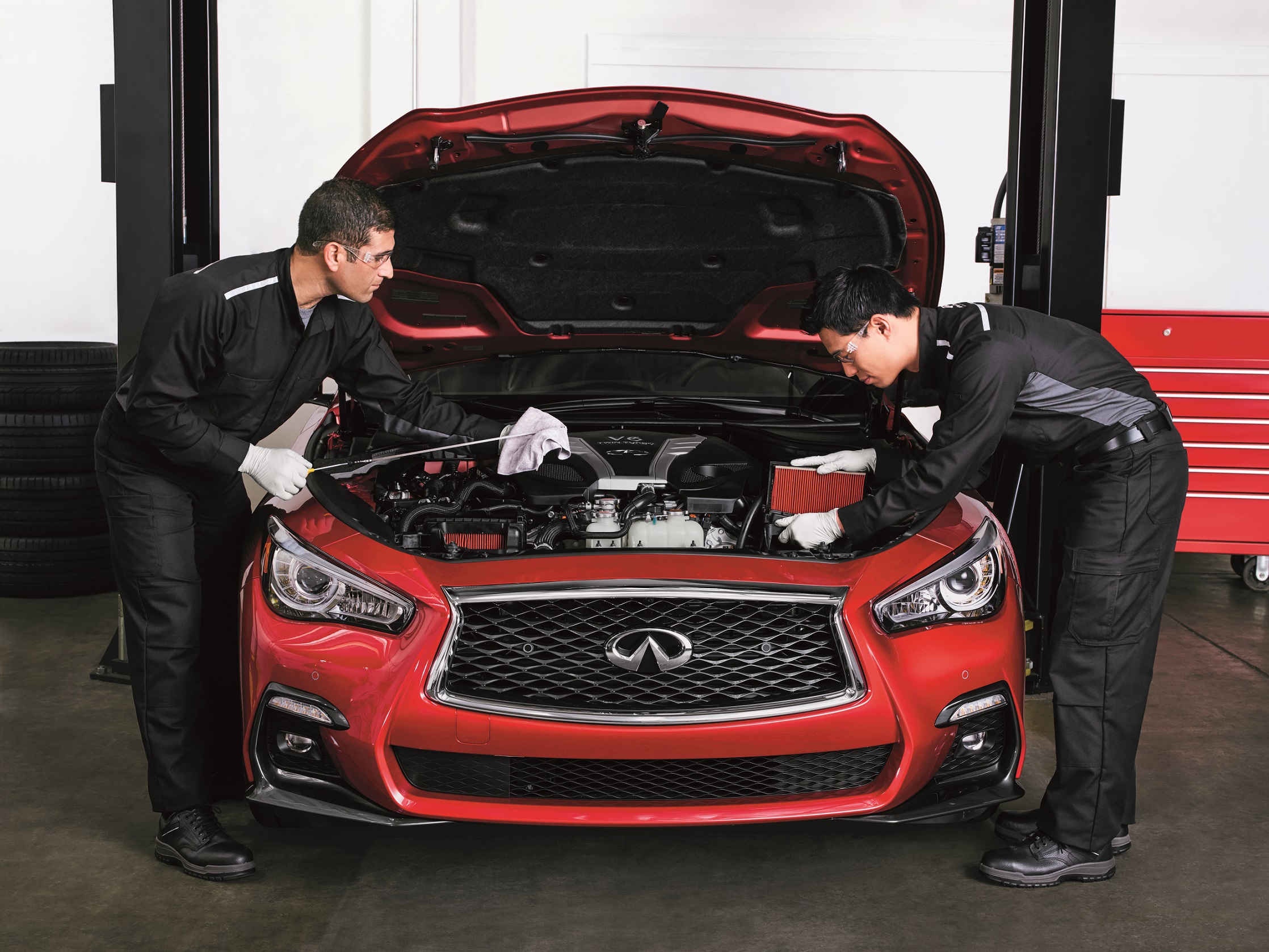 KEEP COOL ON THE ROADS: INFINITI MIDDLE EAST SHOWS CAR OWNERS HOW TO LOOK AFTER THEIR CARS THIS SUMMER