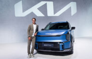 Icons united – Kia presents EV9 to Rafael Nadal at groundbreaking #TheIcon event in Madrid