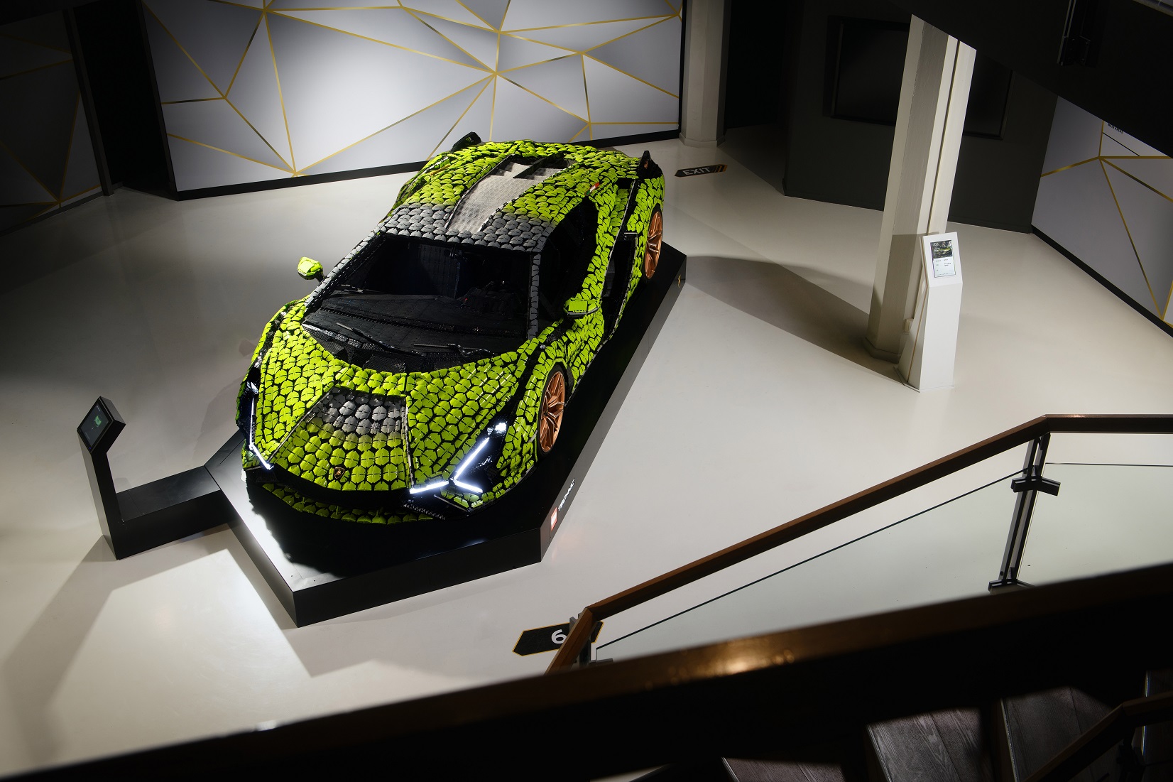 A 1:1 scale LEGO Technic tribute to the Lamborghini Sián