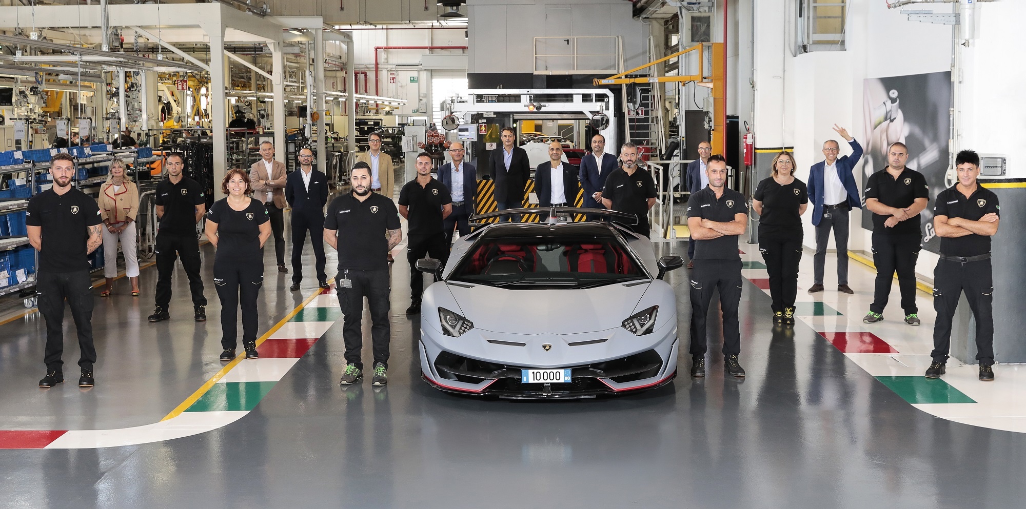 Automobili Lamborghini Celebrates The 10 000th Aventador Tires Parts News