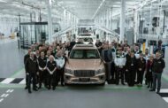 Bentley starts series production of class-leading bentayga extended wheelbase