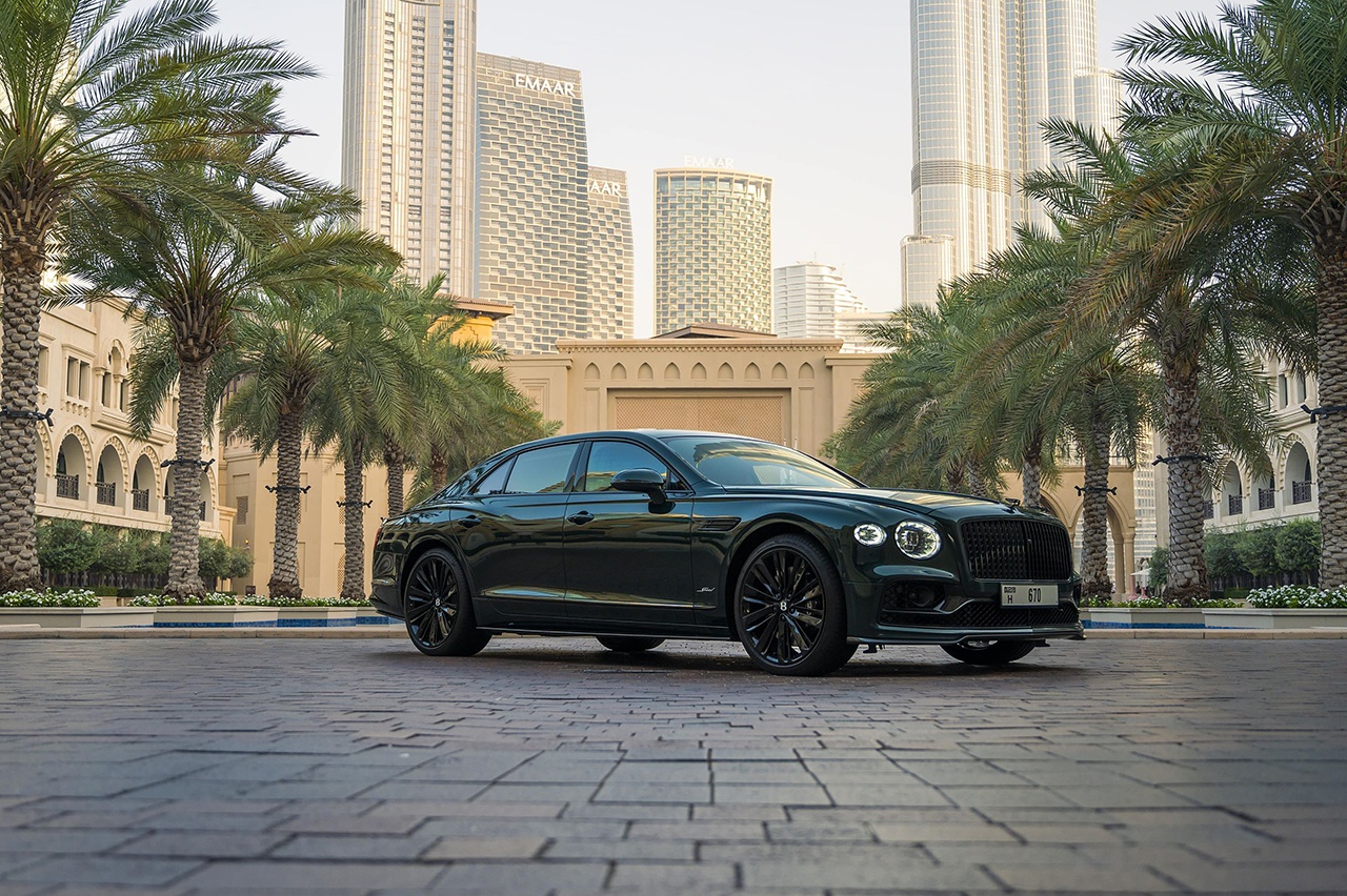 BENTLEY EMIRATES BRINGS ICONIC W12-POWERED FLYING SPUR SPEED TO THE UAE