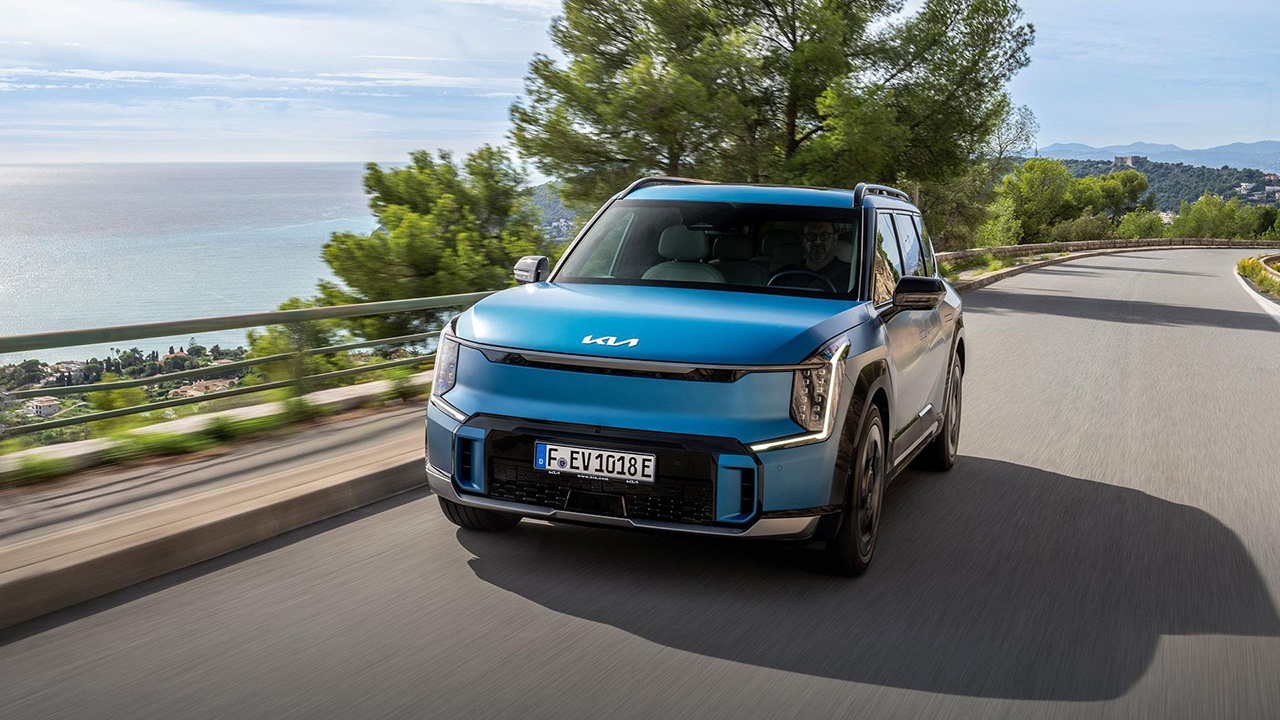 Kia EV9 shortlisted for 2024 Car of the Year