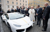 Lamborghini Makes Ultra Limited Version Huracan for Pope Francis