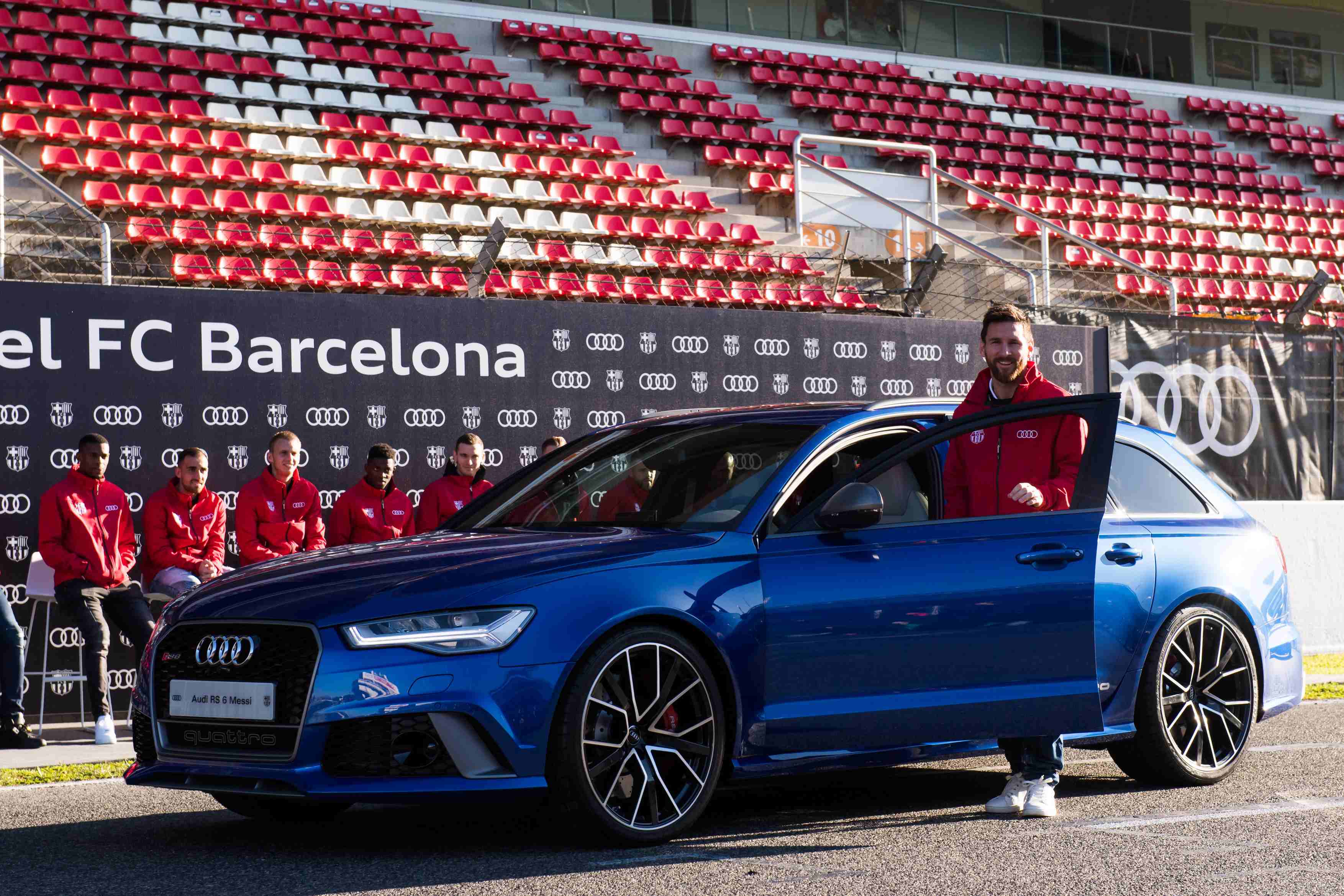 FC Barcelona Footballers Receive Audi Vehicles as Company Cars