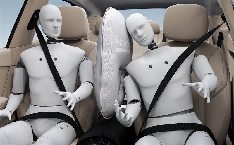 Autoliv Develops Airbag That Protects Passengers in Side-Impact Scenarios
