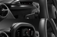 McLaren Develops Slim Display Mode for 720S
