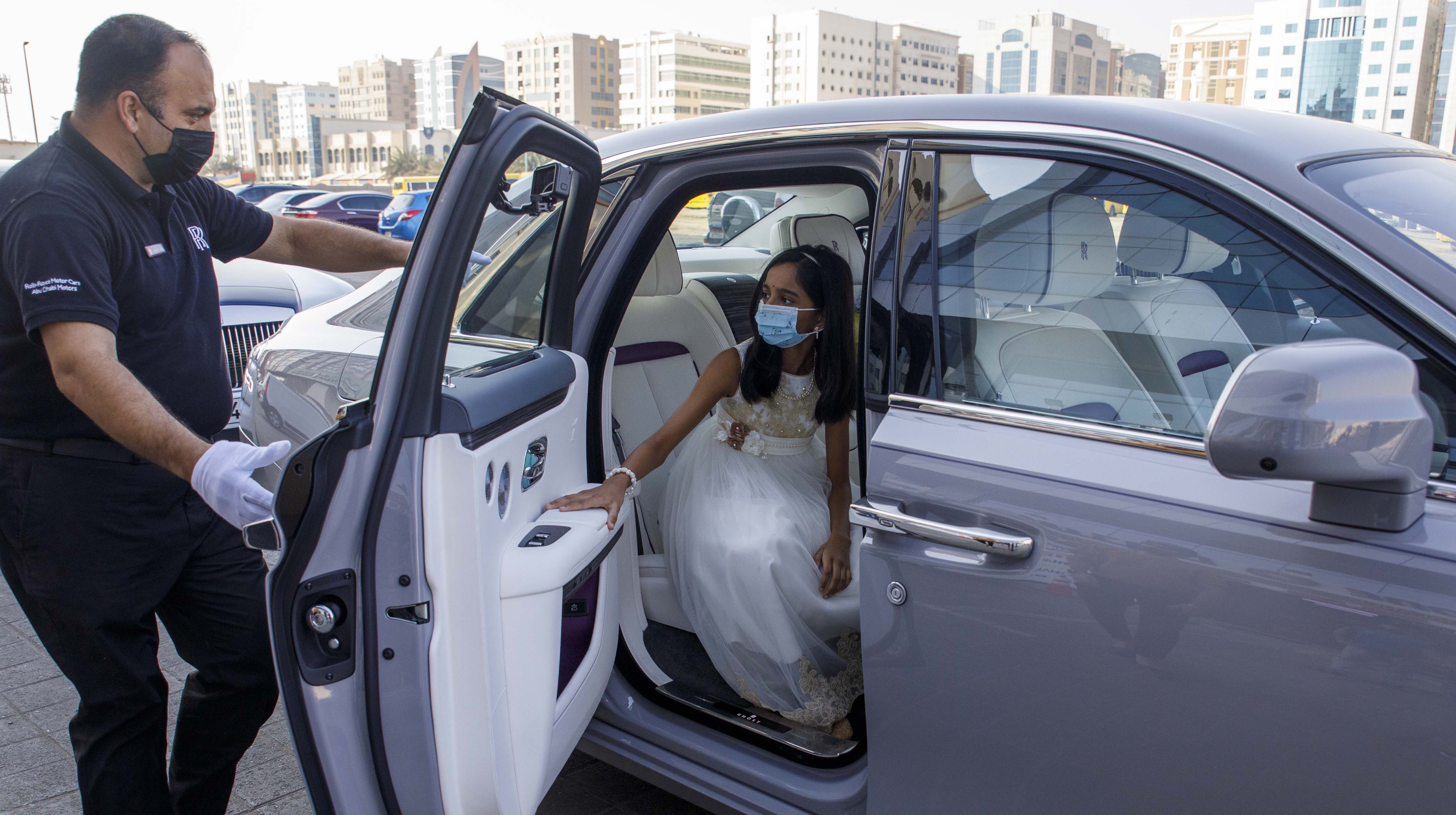Abu Dhabi Motors Honours Middle East Winner  In Young Designer Competition