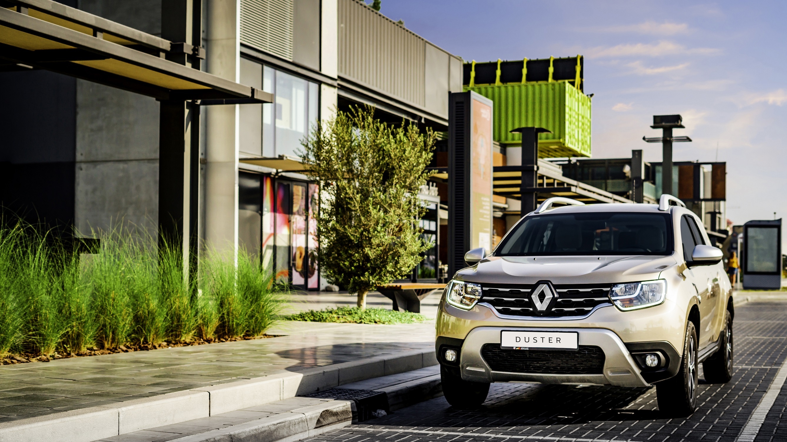 Renault Duster An enduring legacy of flair, performance, and versatility