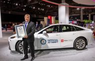 Toyota Mirai Sets New Guinness World Record with 1,360 km Zero Emission Journey