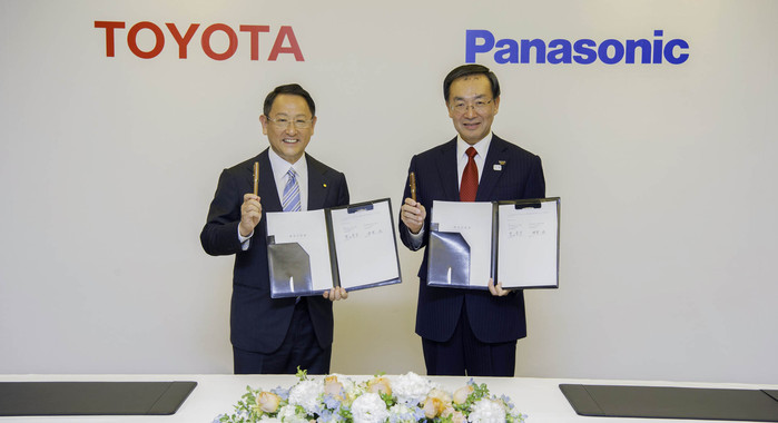 Toyota to team up with Panasonic to Explore Scope of Prismatic Battery Business