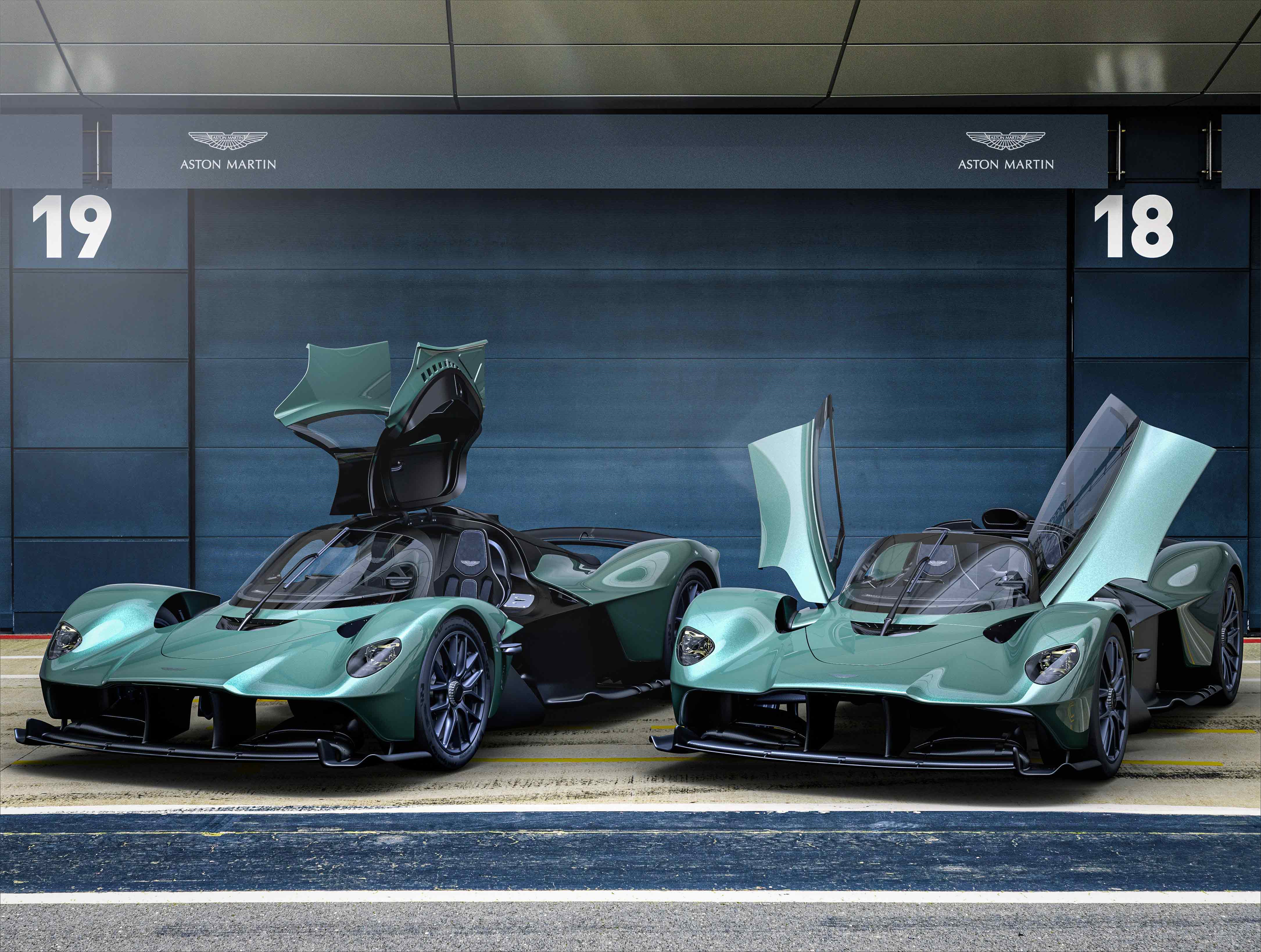 Aston Martin Valkyrie Spider Uncovers Exhilarating Formula One® Experience On The Road