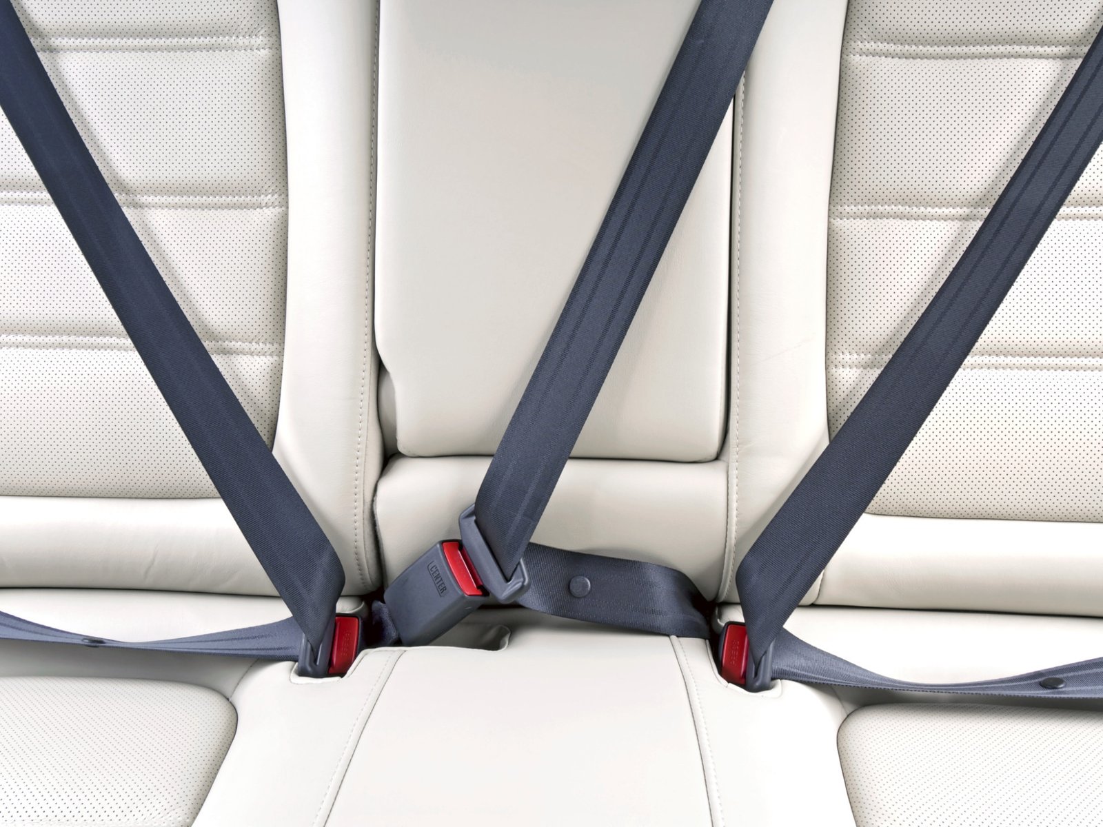 Study Finds Back Seat Passengers Less Likely To Use Seatbelts Tires 