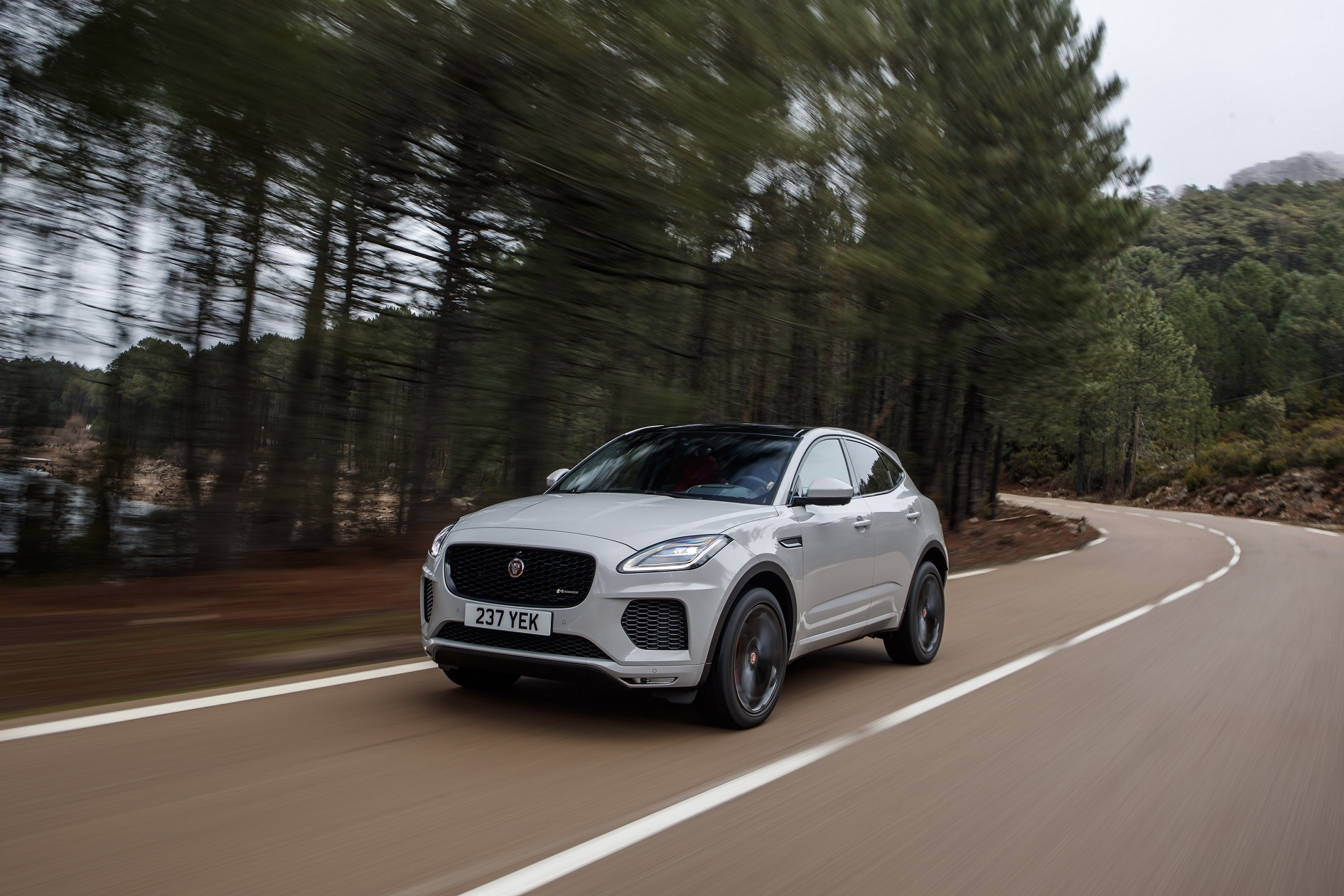 Jaguar Develops Technology to Warn Motorists of Fatigue