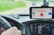 Bosch’s wrong-way driver warning system now a feature in ŠKODA vehicles