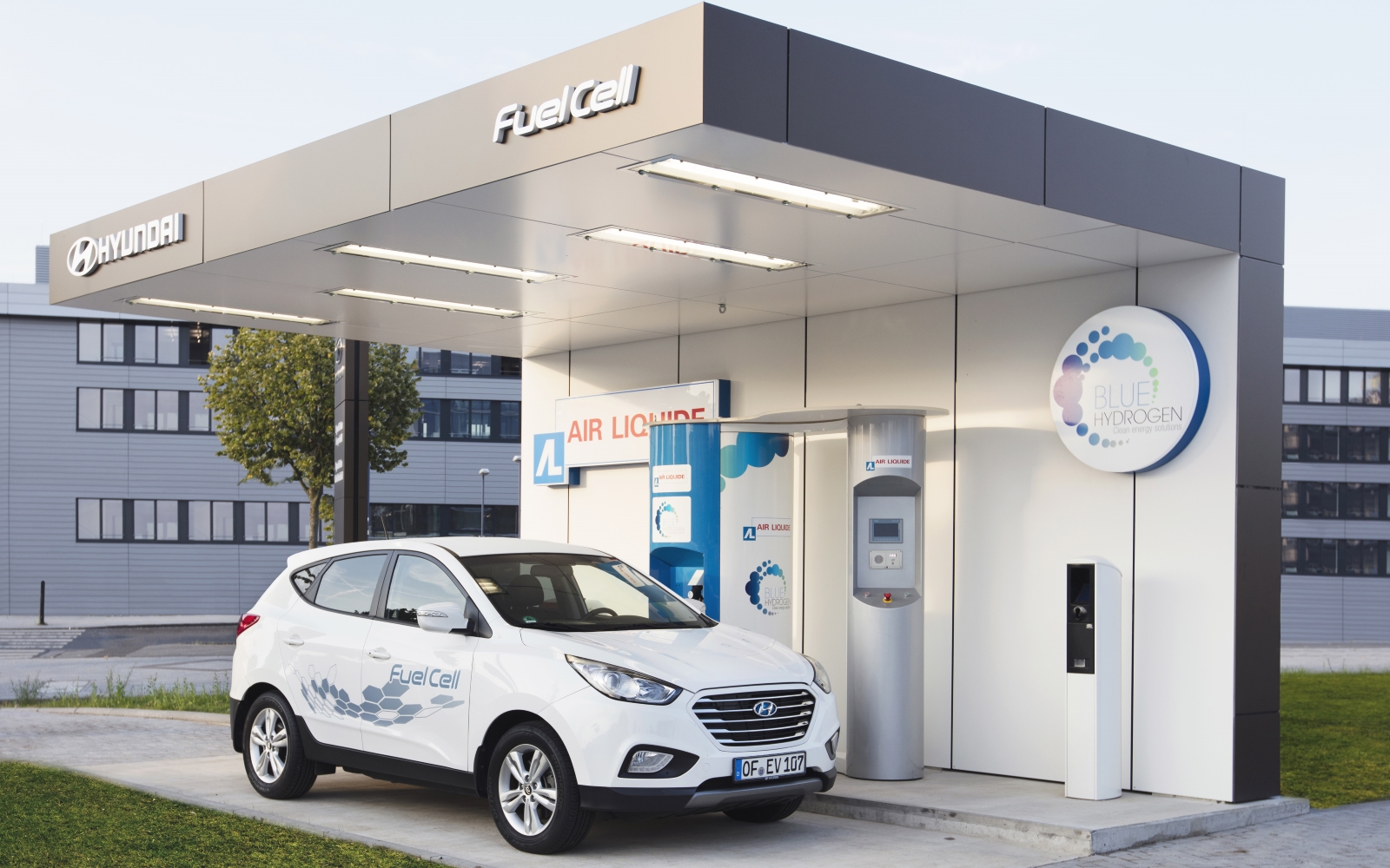 Automotive Majors to Invest USD 10 Billion in Hydrogen Fuel-Cell Technology