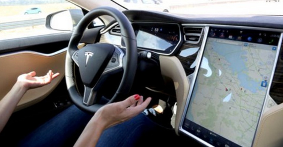 Tesla Autopilot Software Update to Enable Full Self-driving by August