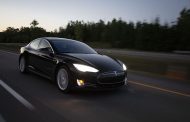Tesla's stock ROI is 5x higher than average returns of top-five competitor