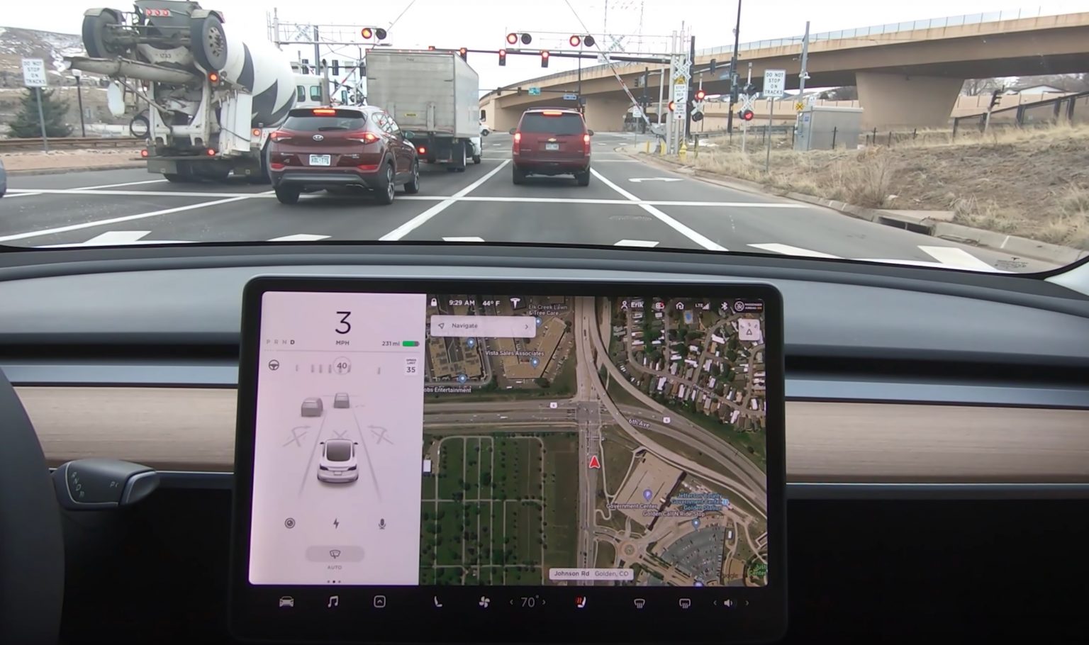 Tesla Working on New Autopilot Update to Help Recognize Traffic Lights