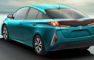 Toyota Takes to Carbon Fiber