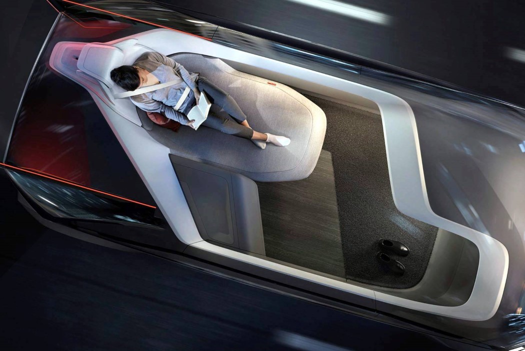 Volvo Redesigns Seatbelt for Self-driving Car